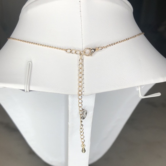 Rainbow bar necklace in Gold color - Picture 8 of 11